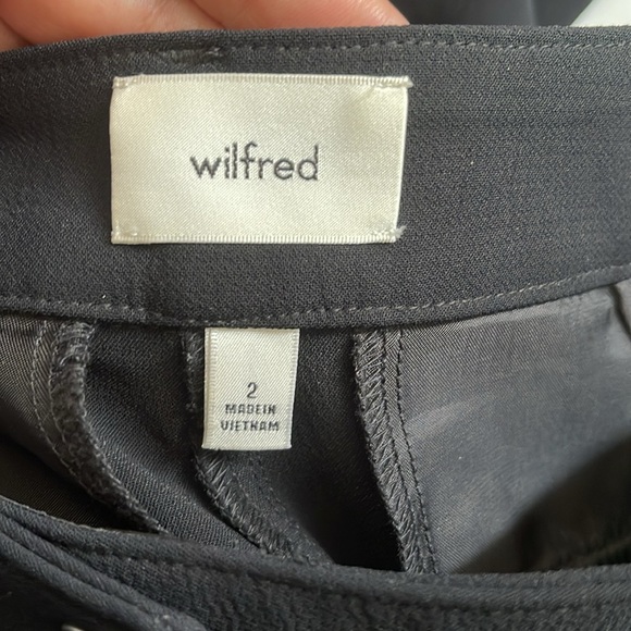 Aritzia Wilfred Project Multi Pocket Crepe Cargo Pants Black Women Size 2 - Picture 6 of 8